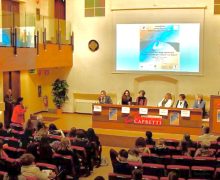 Scuola di Psicoterapia – Convegno “Prendersi cura degli adolescenti. Possibili strada per restituire un futuro” | Articolo